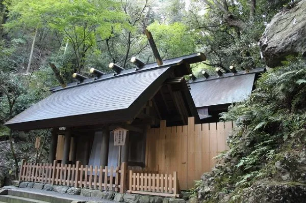 【2026年午年】三重県内の“馬にまつわる神社”おすすめ5選「多度大社」